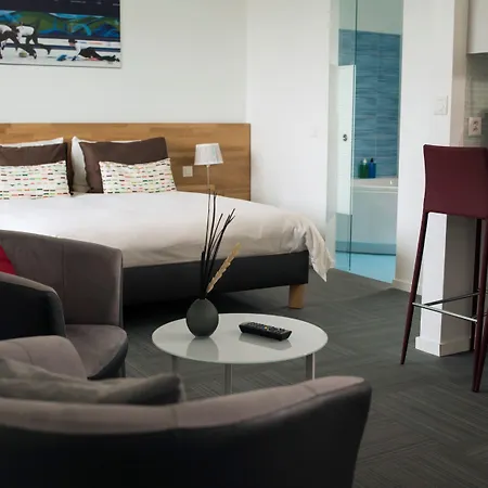 46a מלון דירות