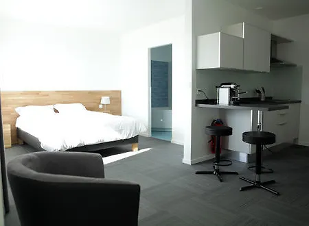 46a מלון דירות 3*